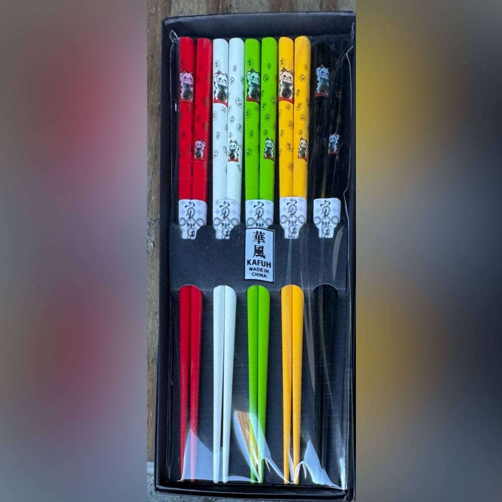 Chopsticks with lucky money cat design. Japanese style.
